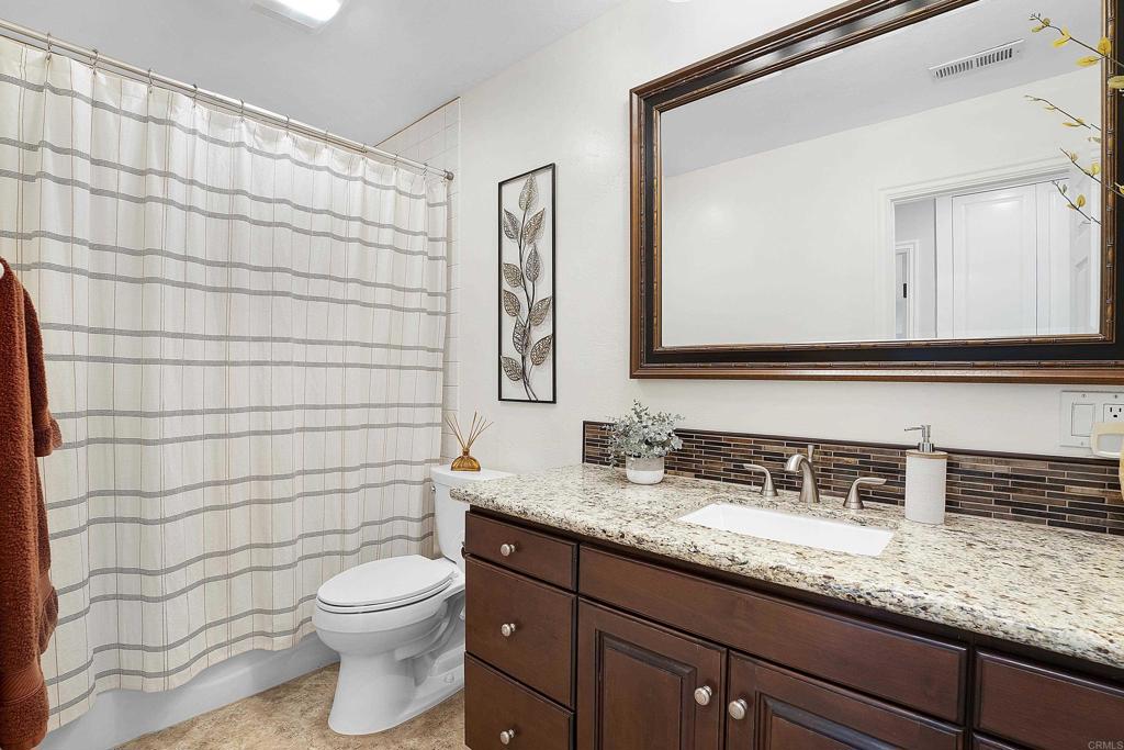 6534 Avenida Del Paraiso