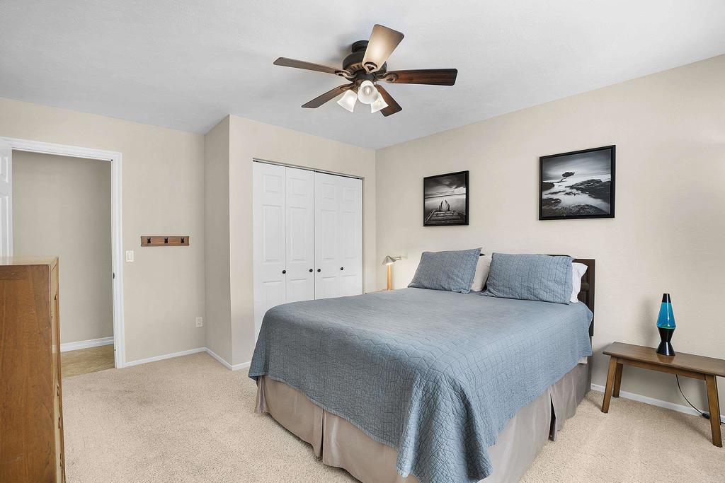 6534 Avenida Del Paraiso