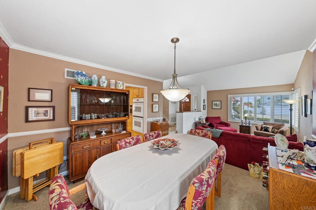 1144 Calle Christopher