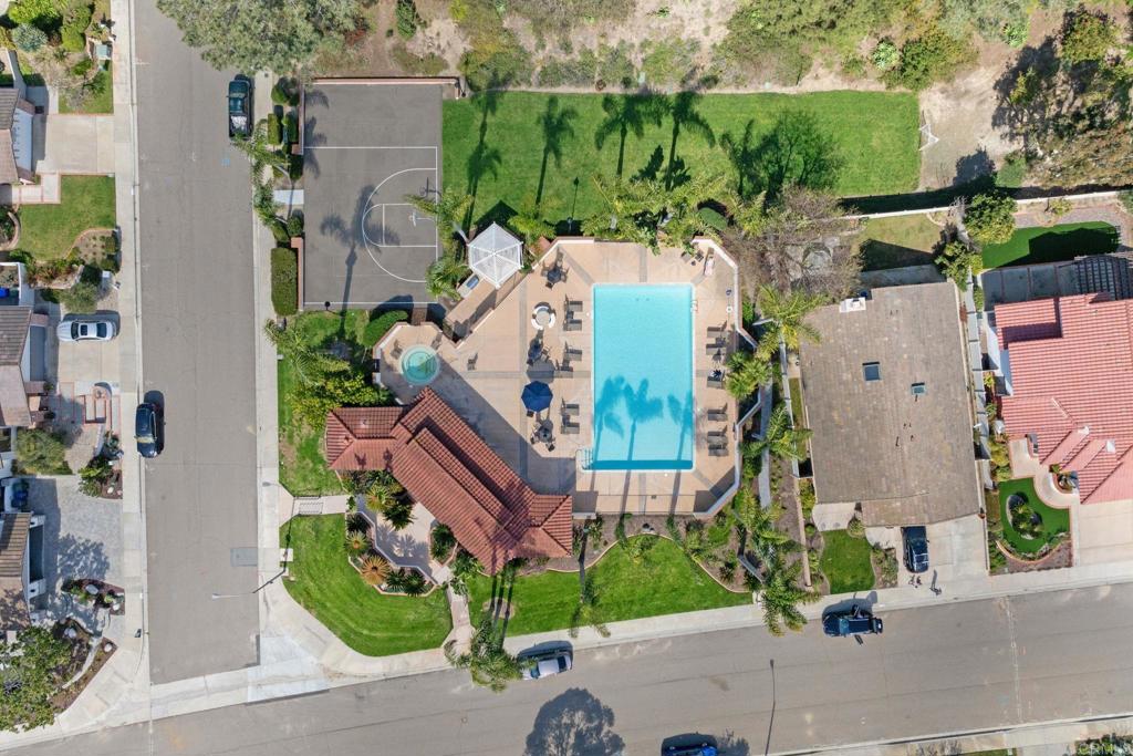 1144 Calle Christopher