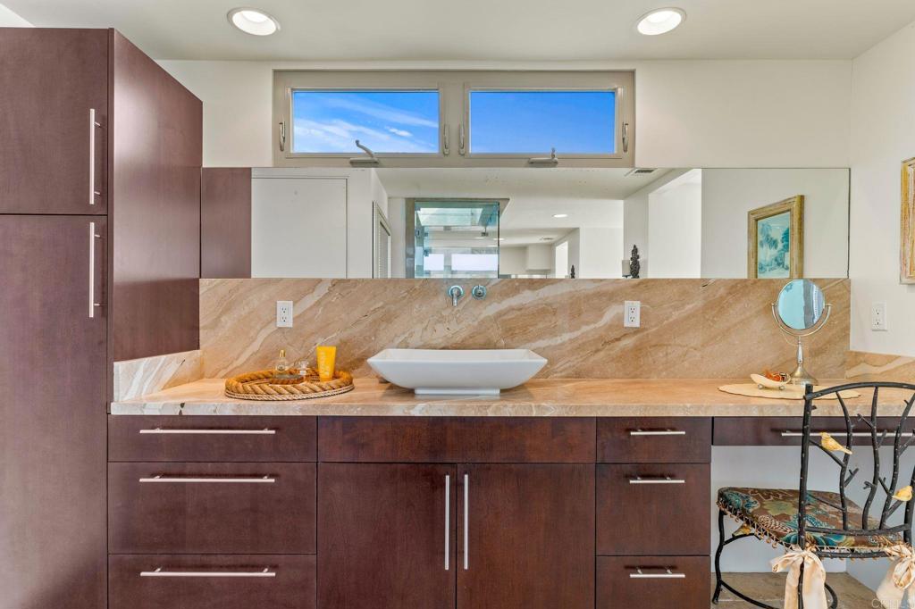 1623 S Pacific Street