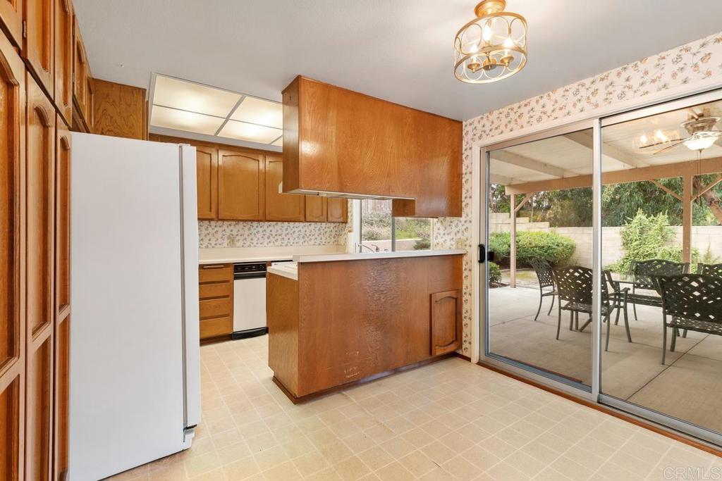 7924 Hillandale Drive