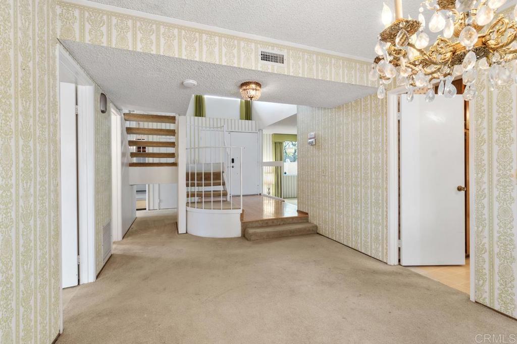 7924 Hillandale Drive