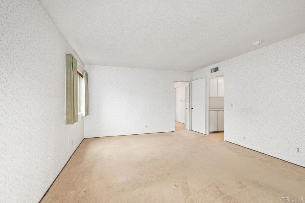 7924 Hillandale Drive