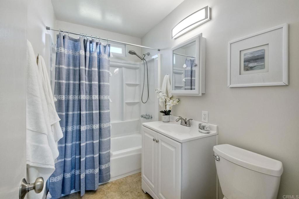 3358 La Junta Avenue