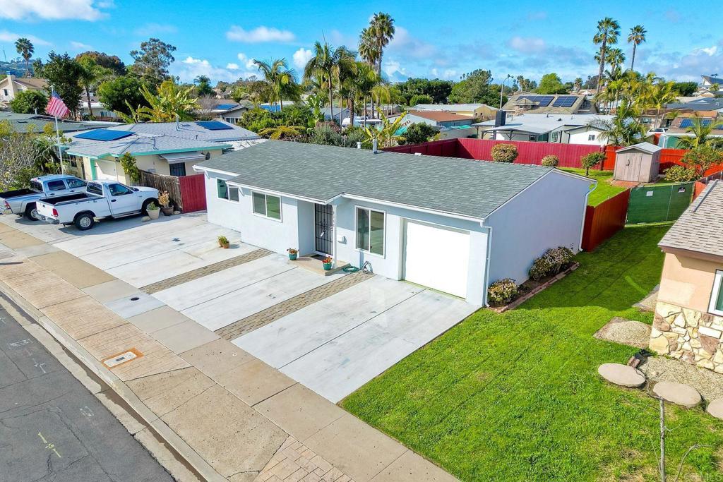 3358 La Junta Avenue