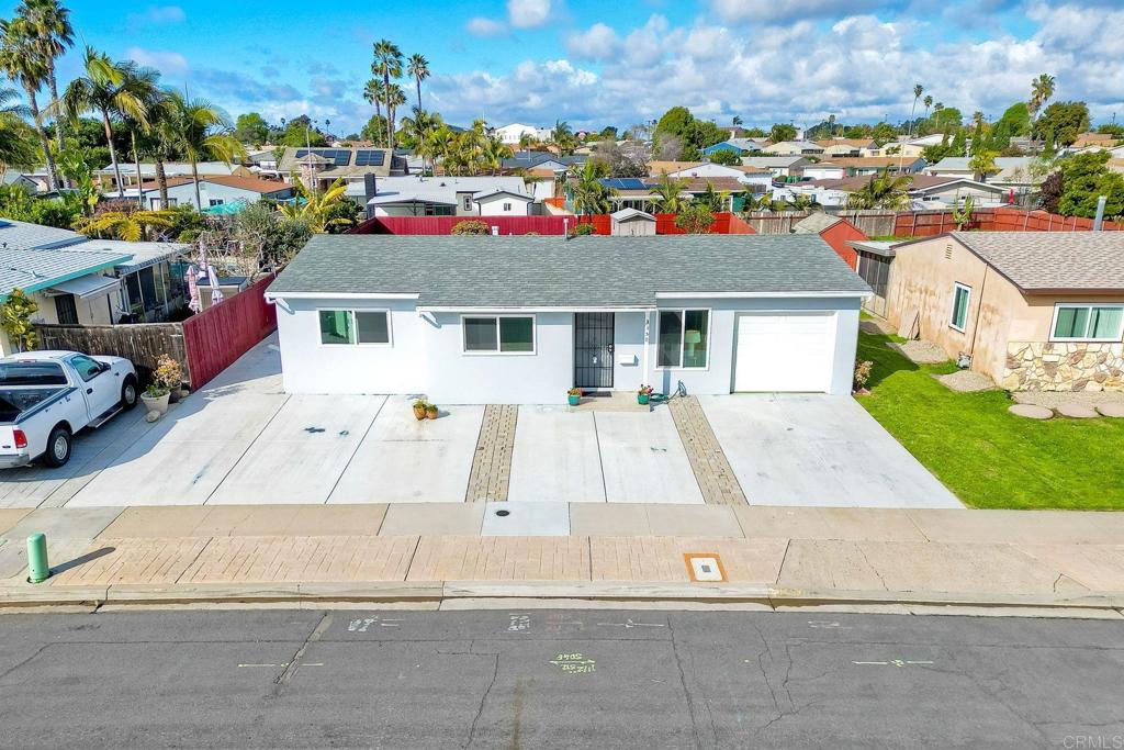 3358 La Junta Avenue