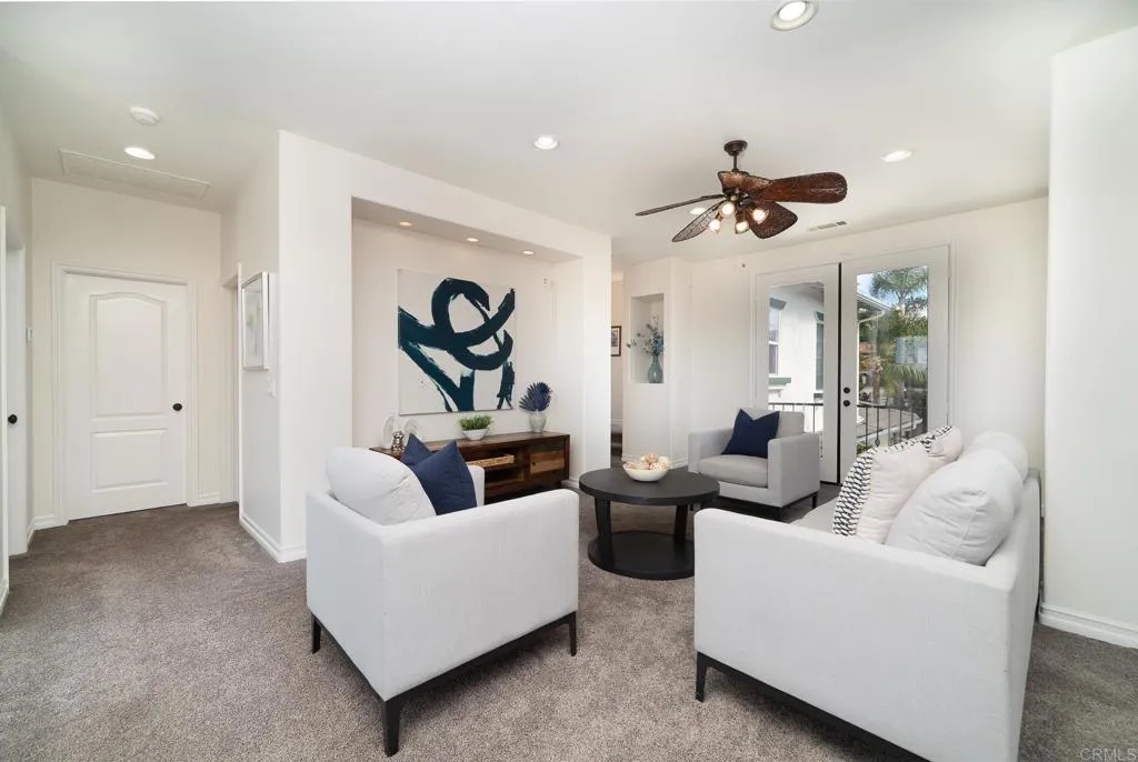 3589 Seaview