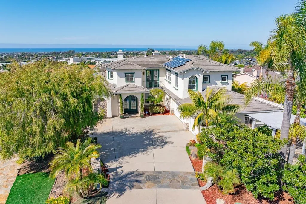 3589 Seaview