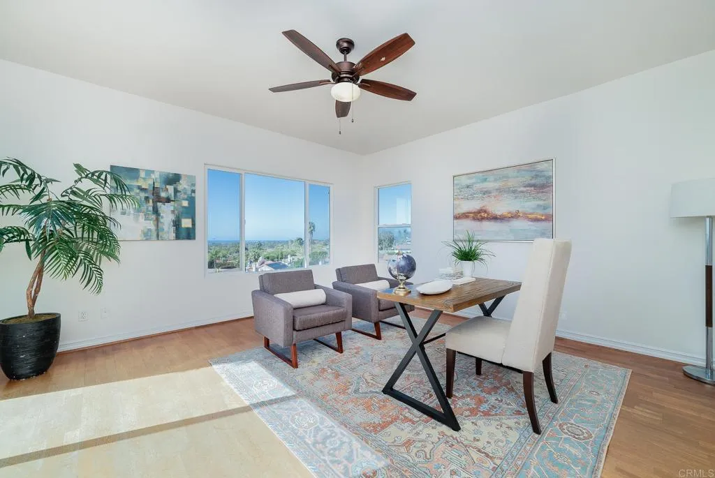 3589 Seaview