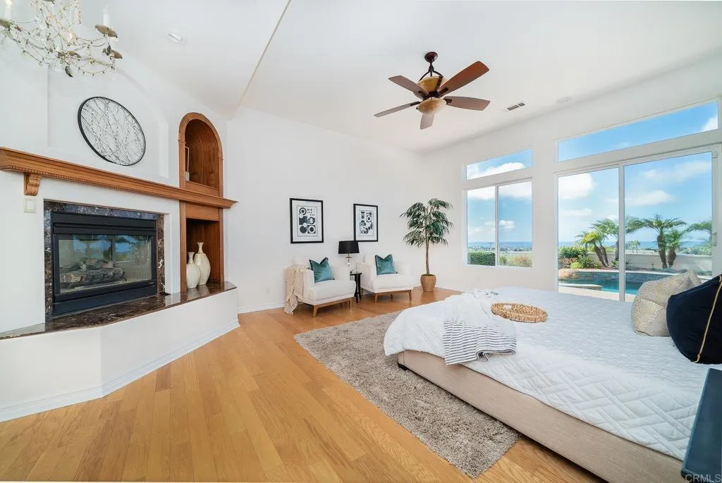 3589 Seaview
