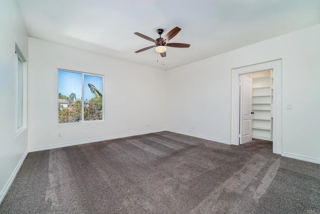 3589 Seaview