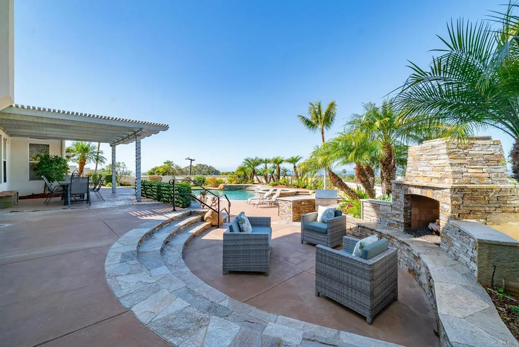 3589 Seaview