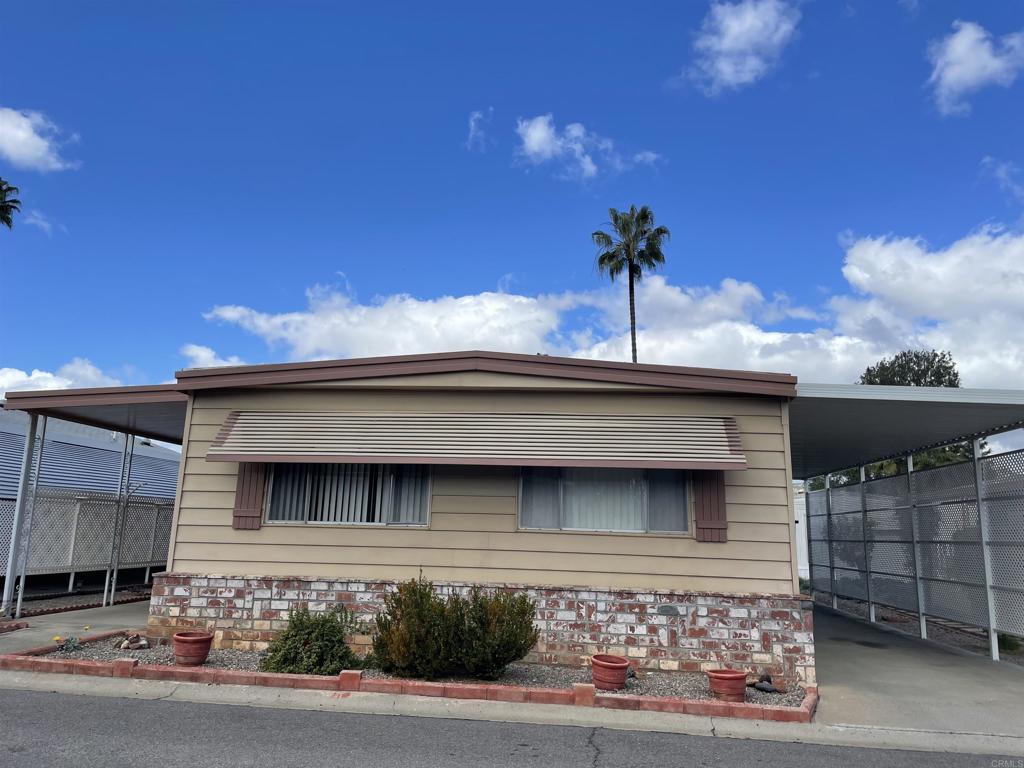 2300 E Valley Parkway SPC 220