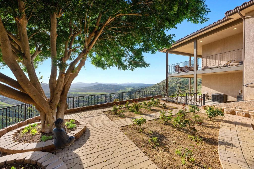 14817 Highland Valley Road