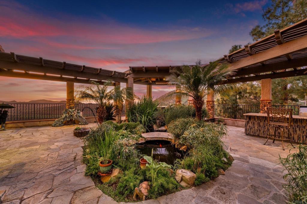 14817 Highland Valley Road