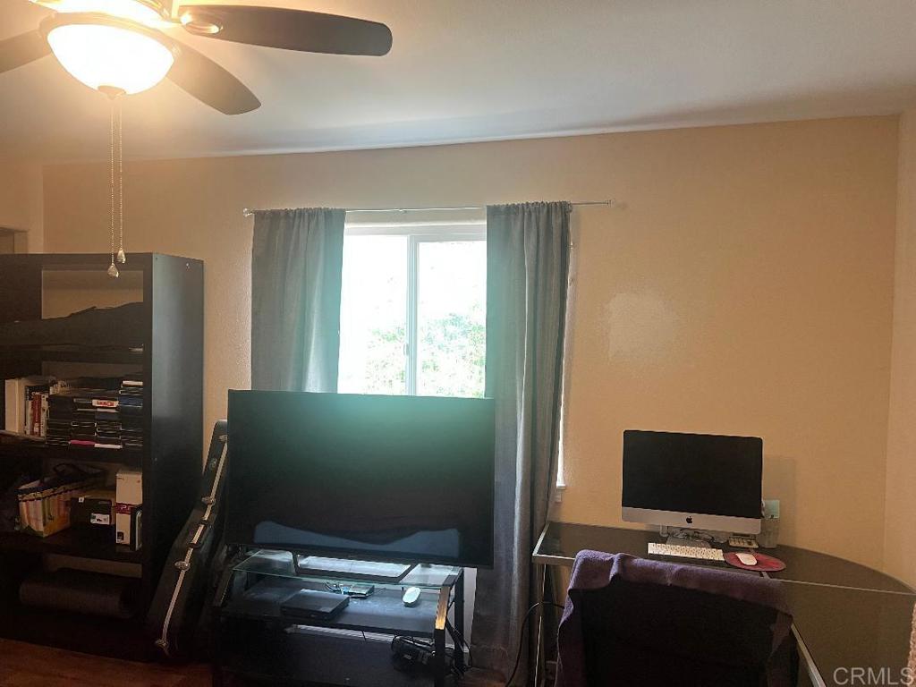 3190 Avenida Hacienda