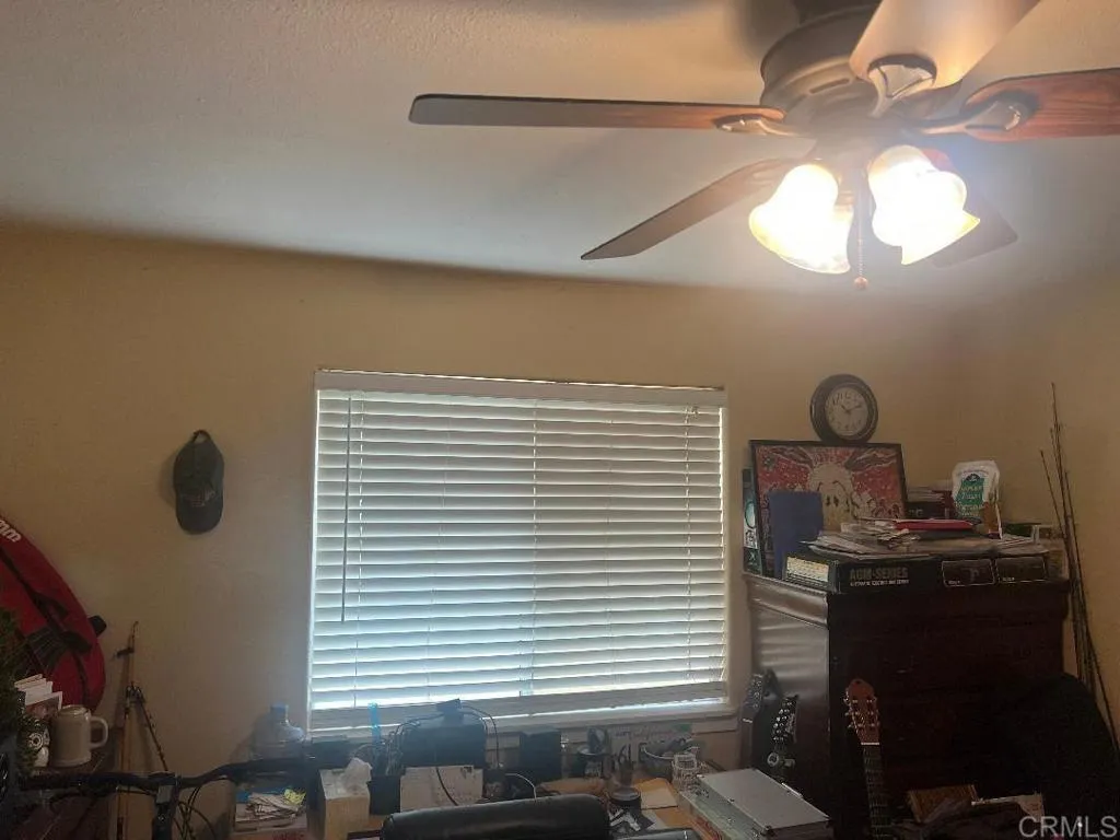 3190 Avenida Hacienda
