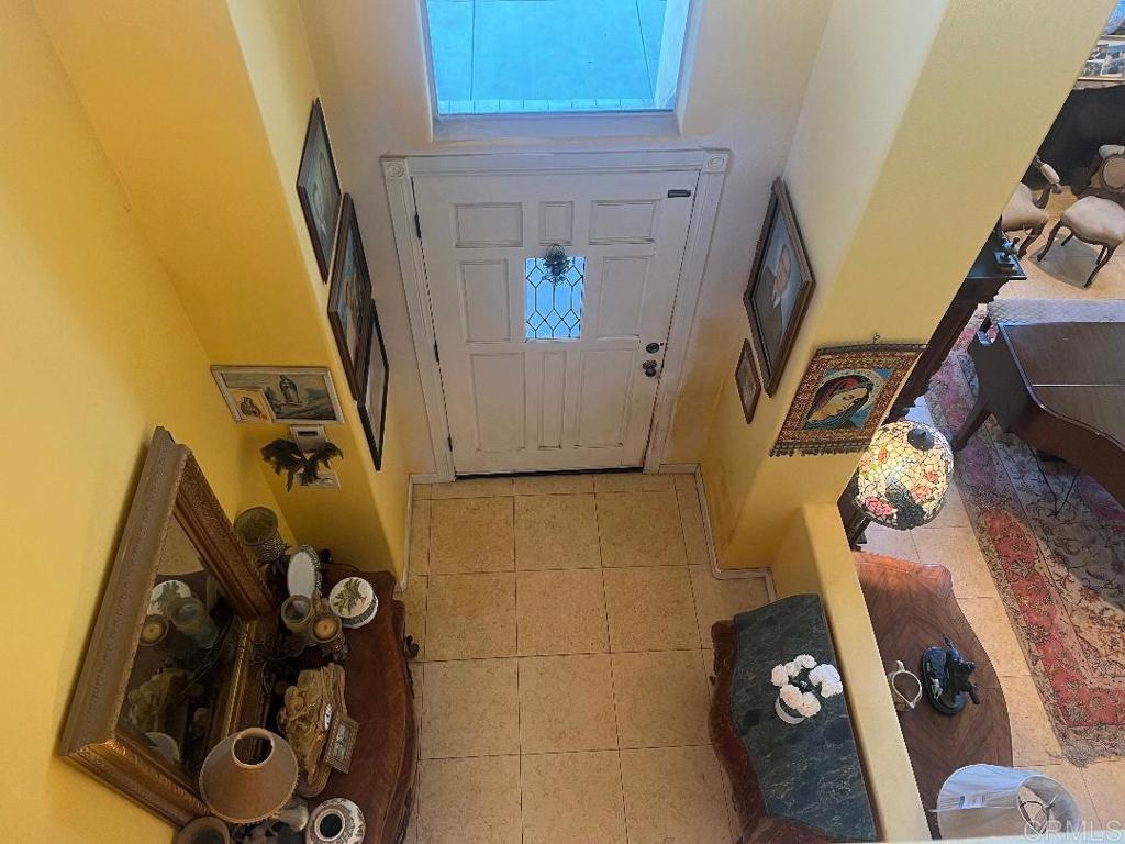 3190 Avenida Hacienda