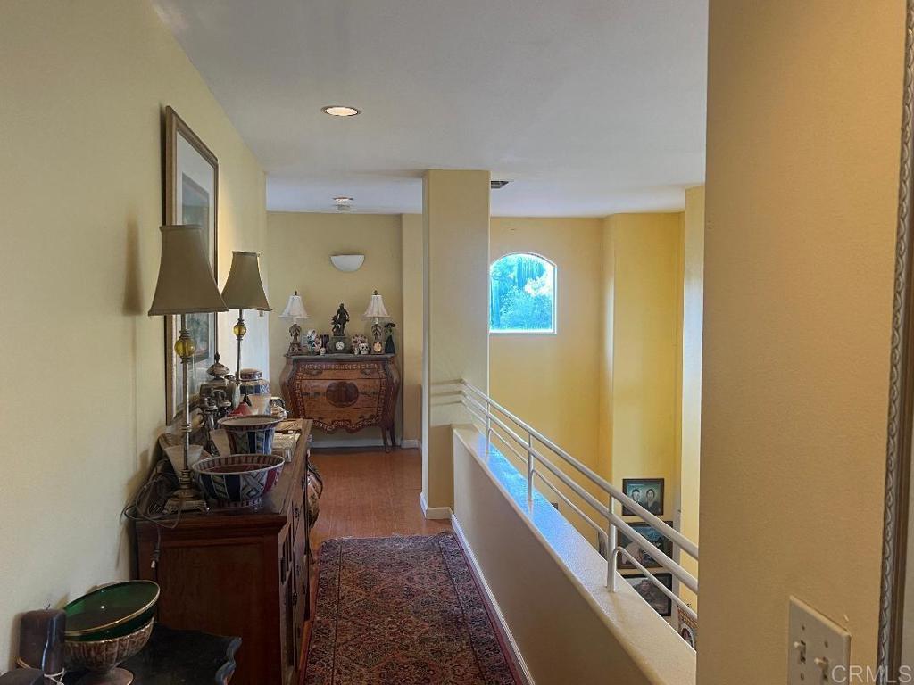 3190 Avenida Hacienda
