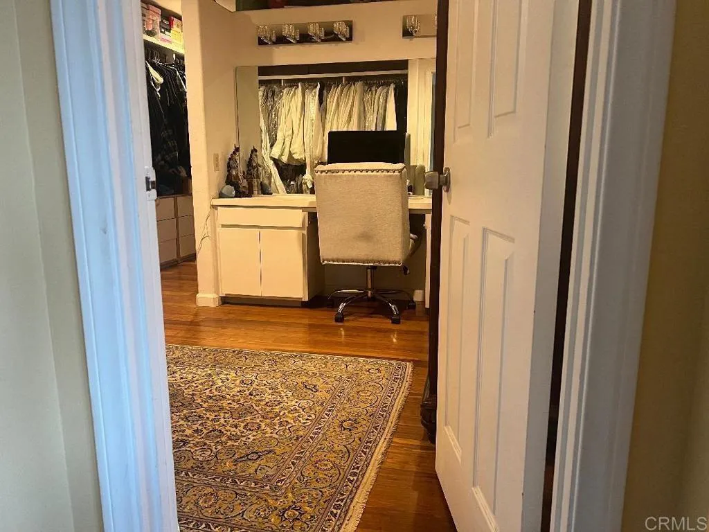 3190 Avenida Hacienda