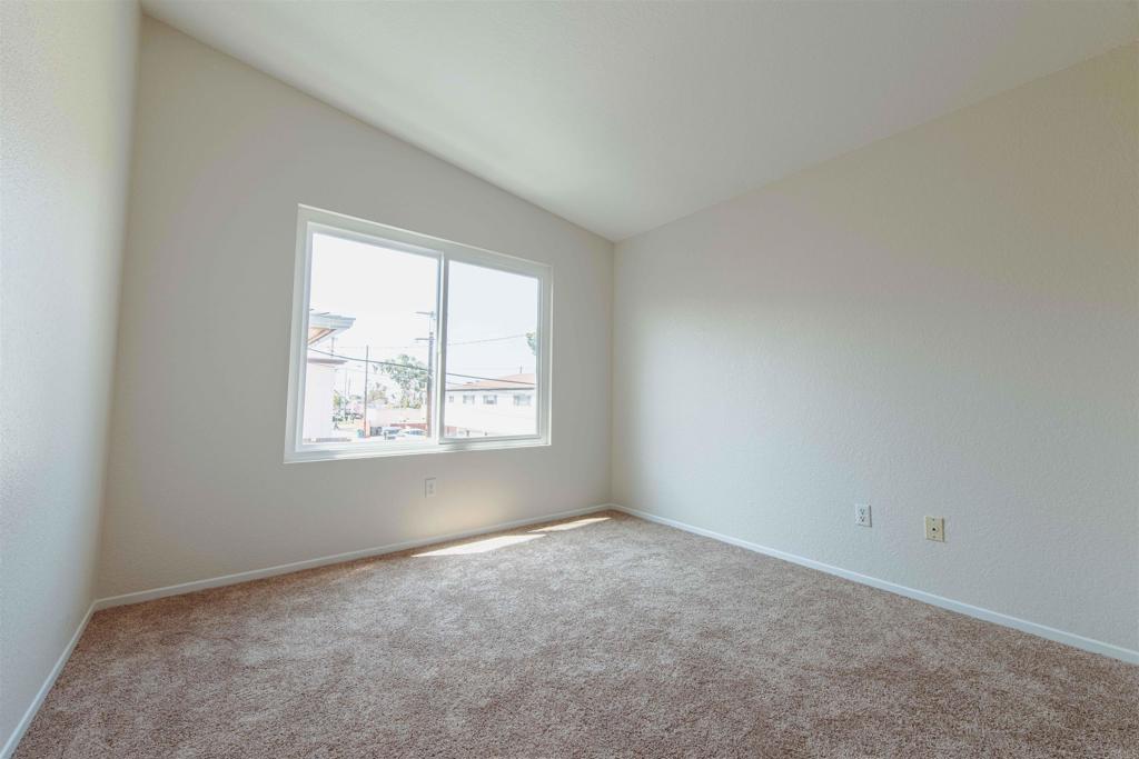 4360 Oregon Street #7