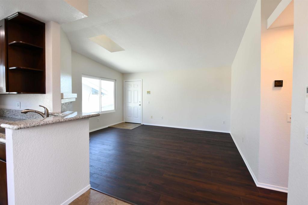 4360 Oregon Street #7