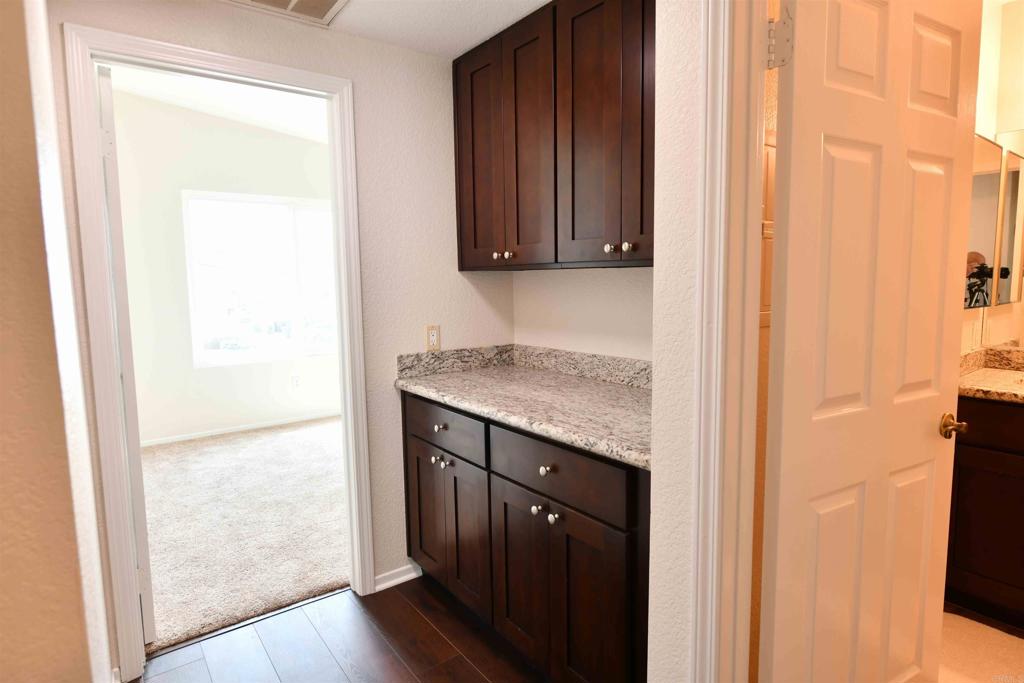 4360 Oregon Street #7