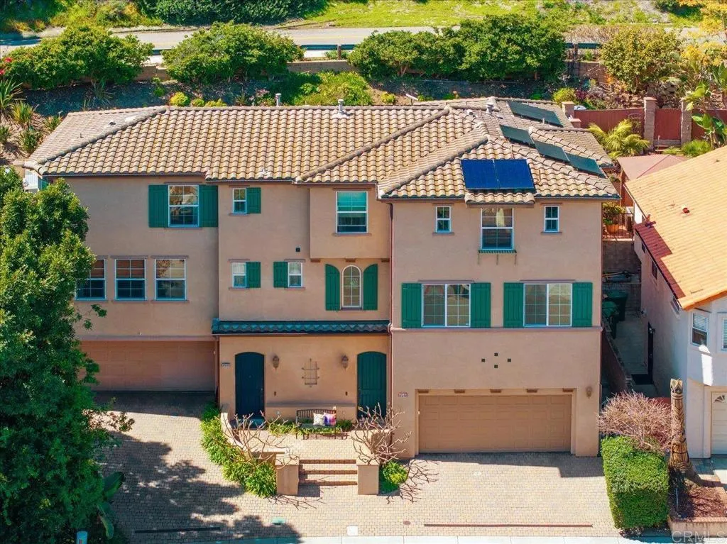 4548 Cove