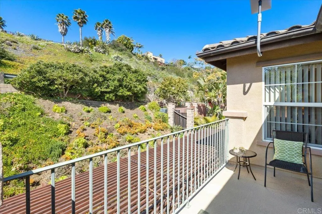 4548 Cove