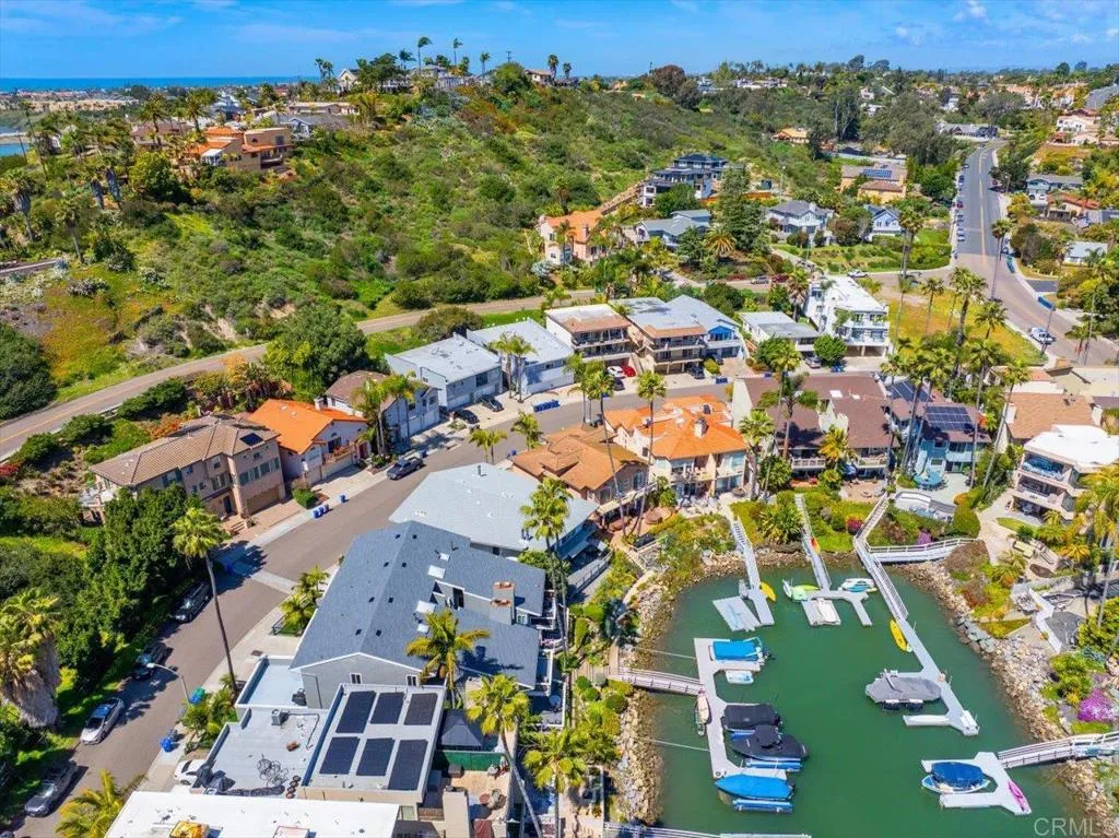 4548 Cove