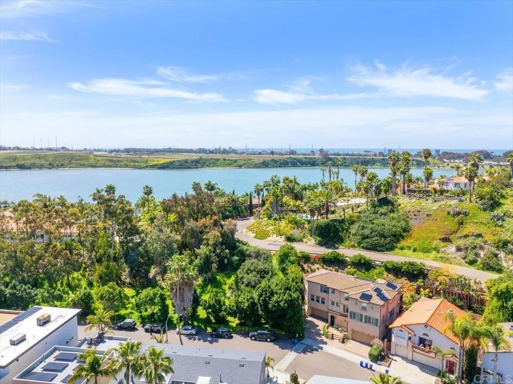 4548 Cove