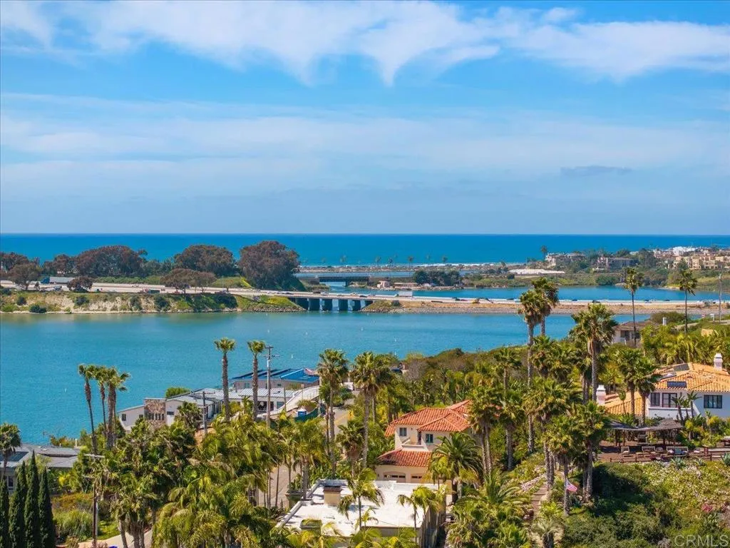 4548 Cove