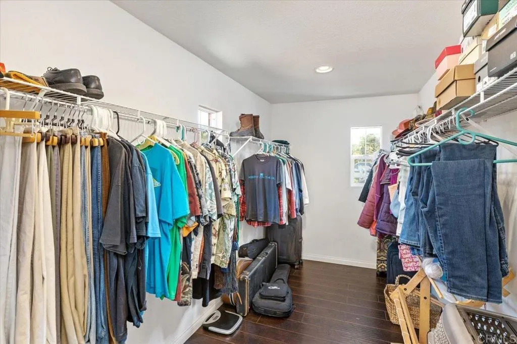 4548 Cove