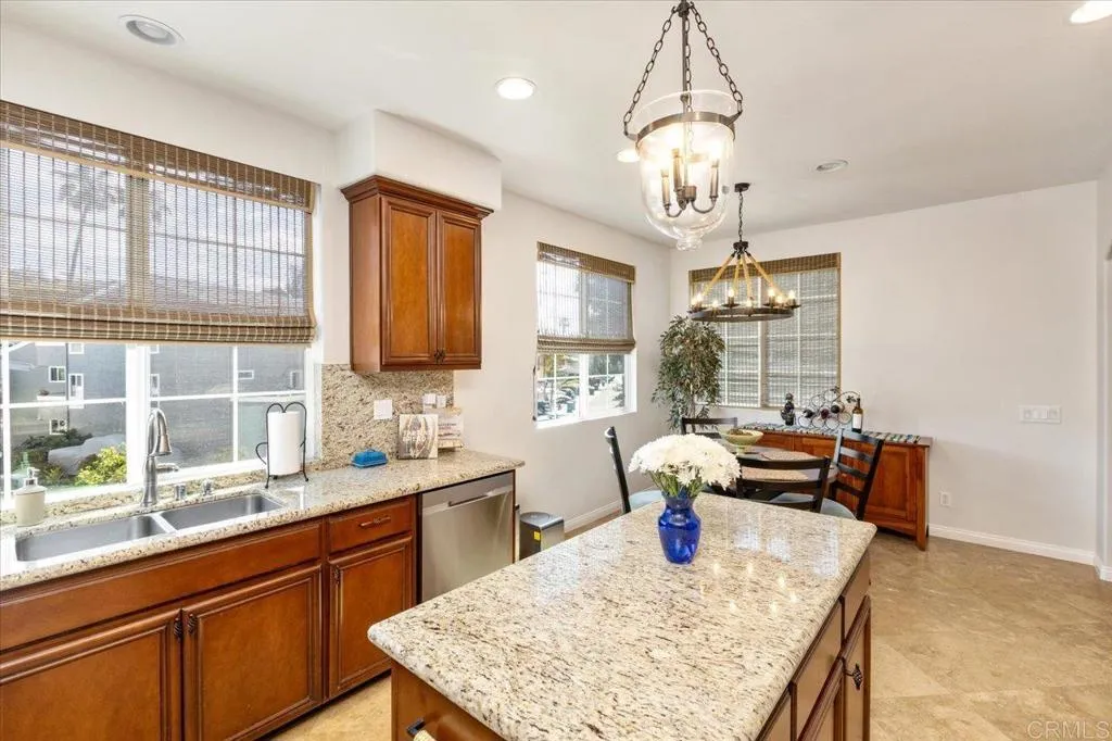 4548 Cove