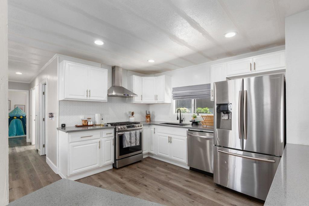 155 Las Flores Drive 24