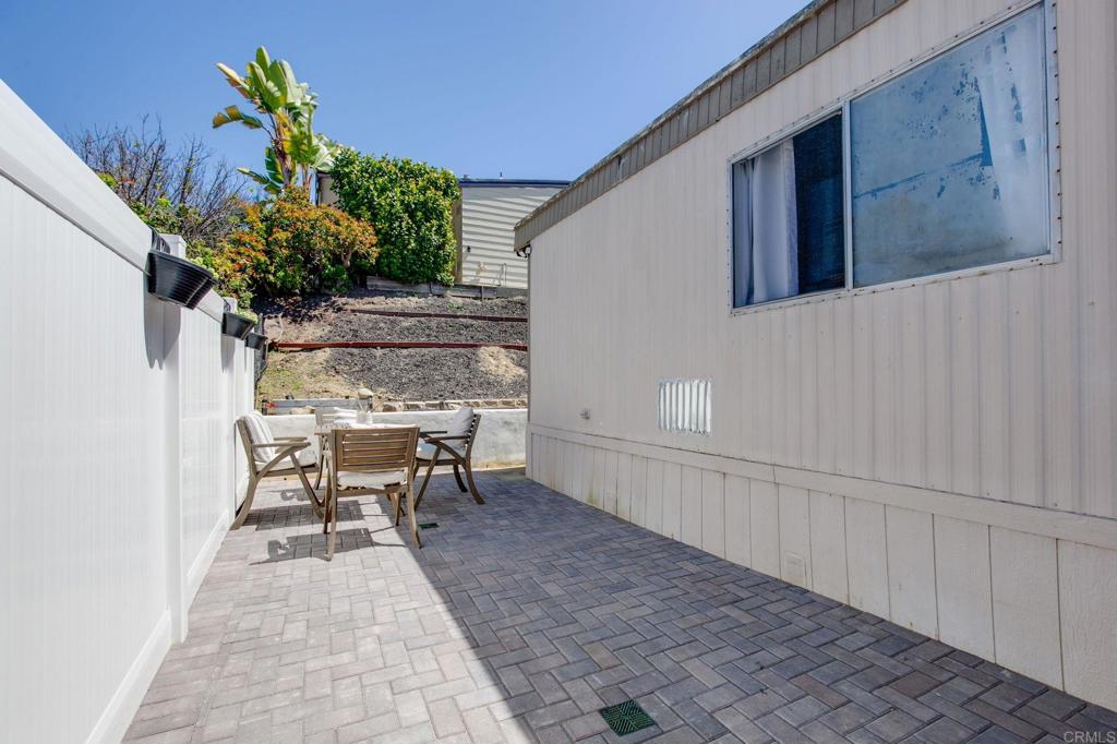 155 Las Flores Drive 24