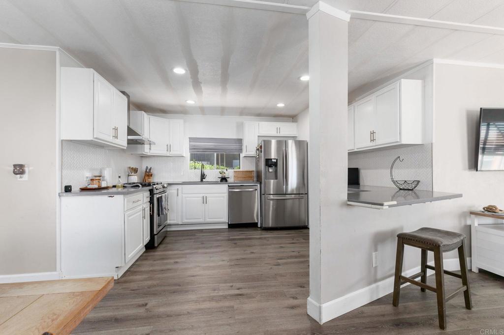 155 Las Flores Drive 24