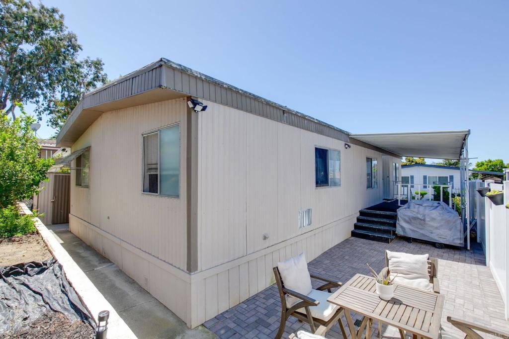 155 Las Flores Drive 24