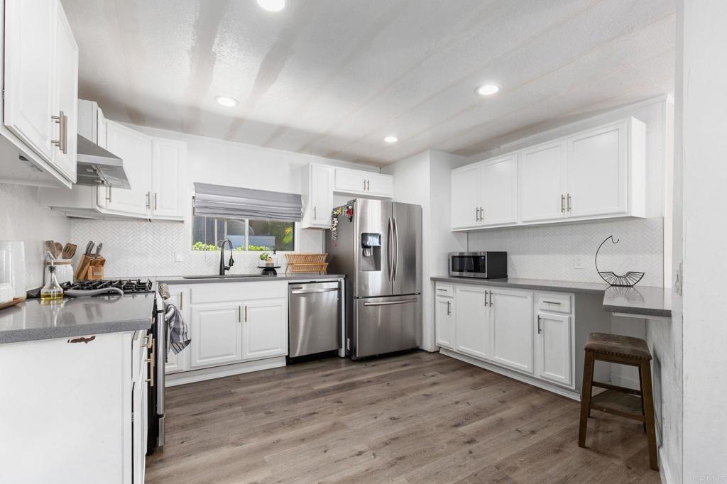 155 Las Flores Drive 24