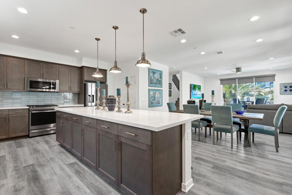 6082 Colt Place 104