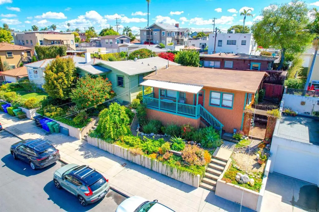 2221 29th Street