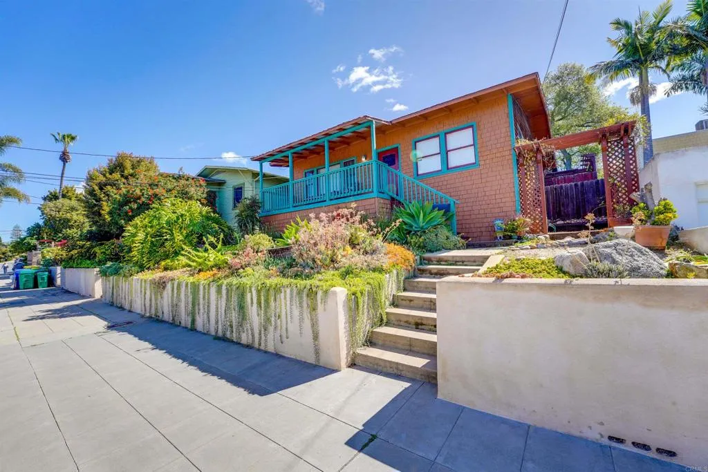 2221 29th Street