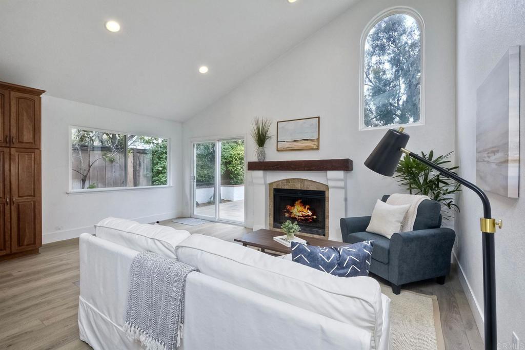 1527 Calle Ryan