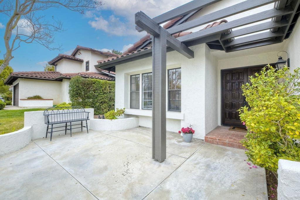1527 Calle Ryan
