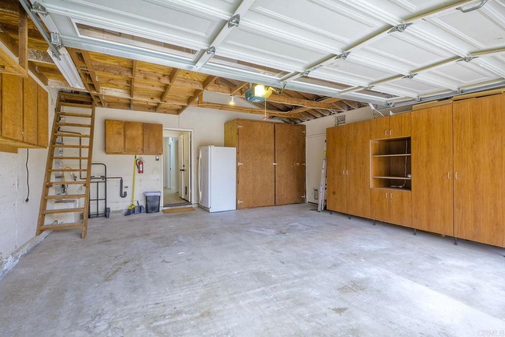 1527 Calle Ryan