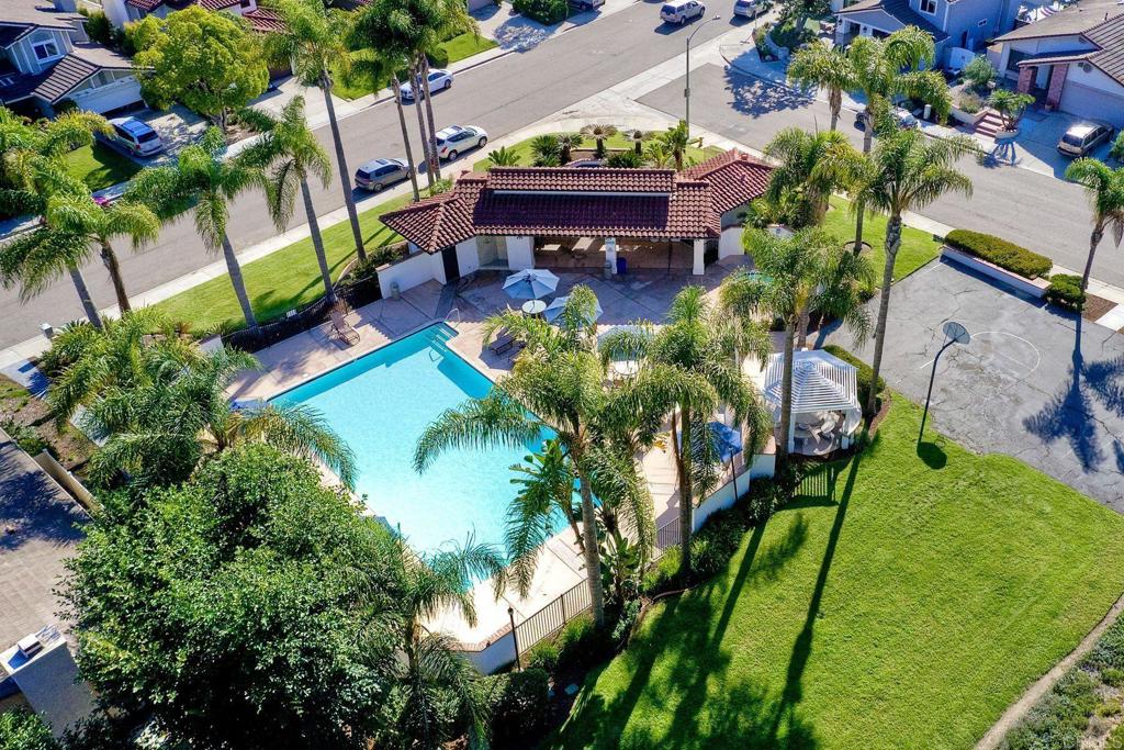 1527 Calle Ryan