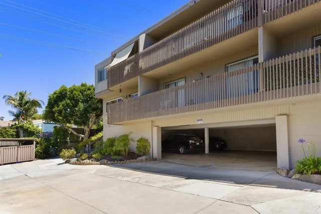 155 Rosebay Unit 49