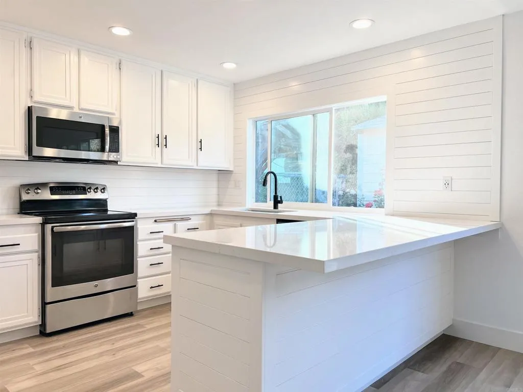 593 Berryhill Drive