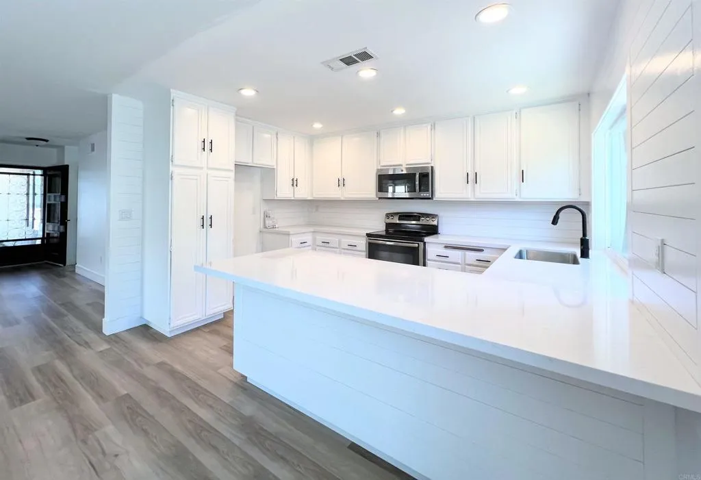 593 Berryhill Drive